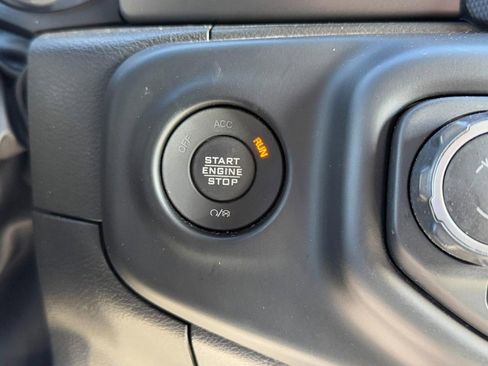 Used 2023 Jeep Wrangler Sport S image 20