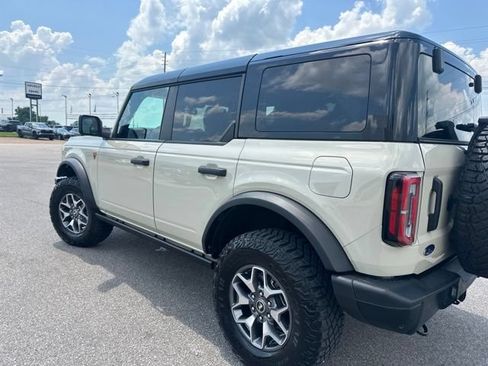 Used 2025 Ford Bronco Badlands AWD/4WD image 25