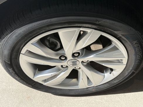 Used 2025 Buick Encore GX Preferred FWD image 28