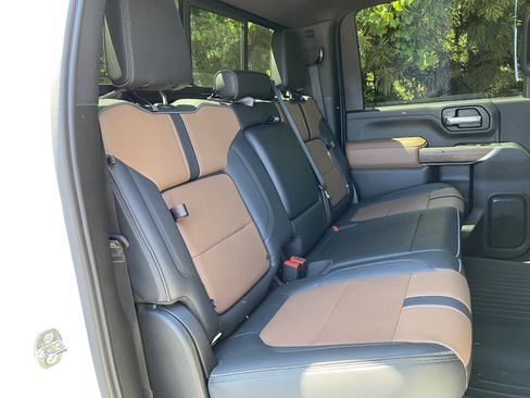 Used 2023 Chevrolet Silverado 2500 High Country w/ Safety Package II AWD/4WD image 38