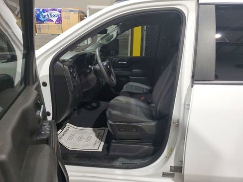 Used 2024 Chevrolet Silverado 2500 Custom w/ Custom Convenience Package AWD/4WD image 8