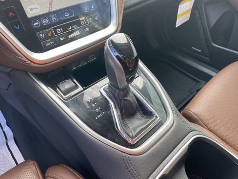 Used 2025 Subaru Outback Touring XT image 18