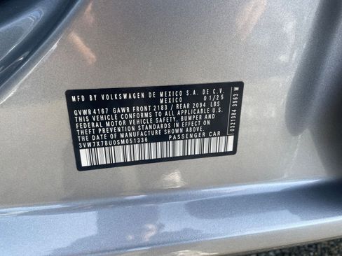 Used 2025 Volkswagen Jetta SE image 30