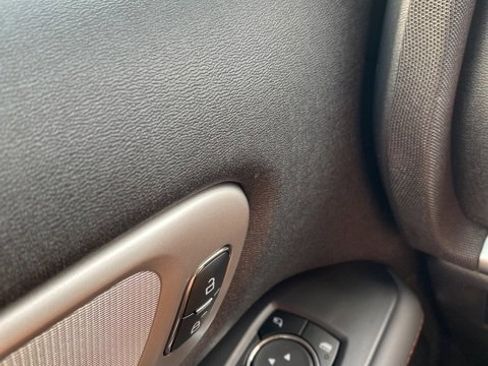 New 2025 Ford Expedition Active image 21