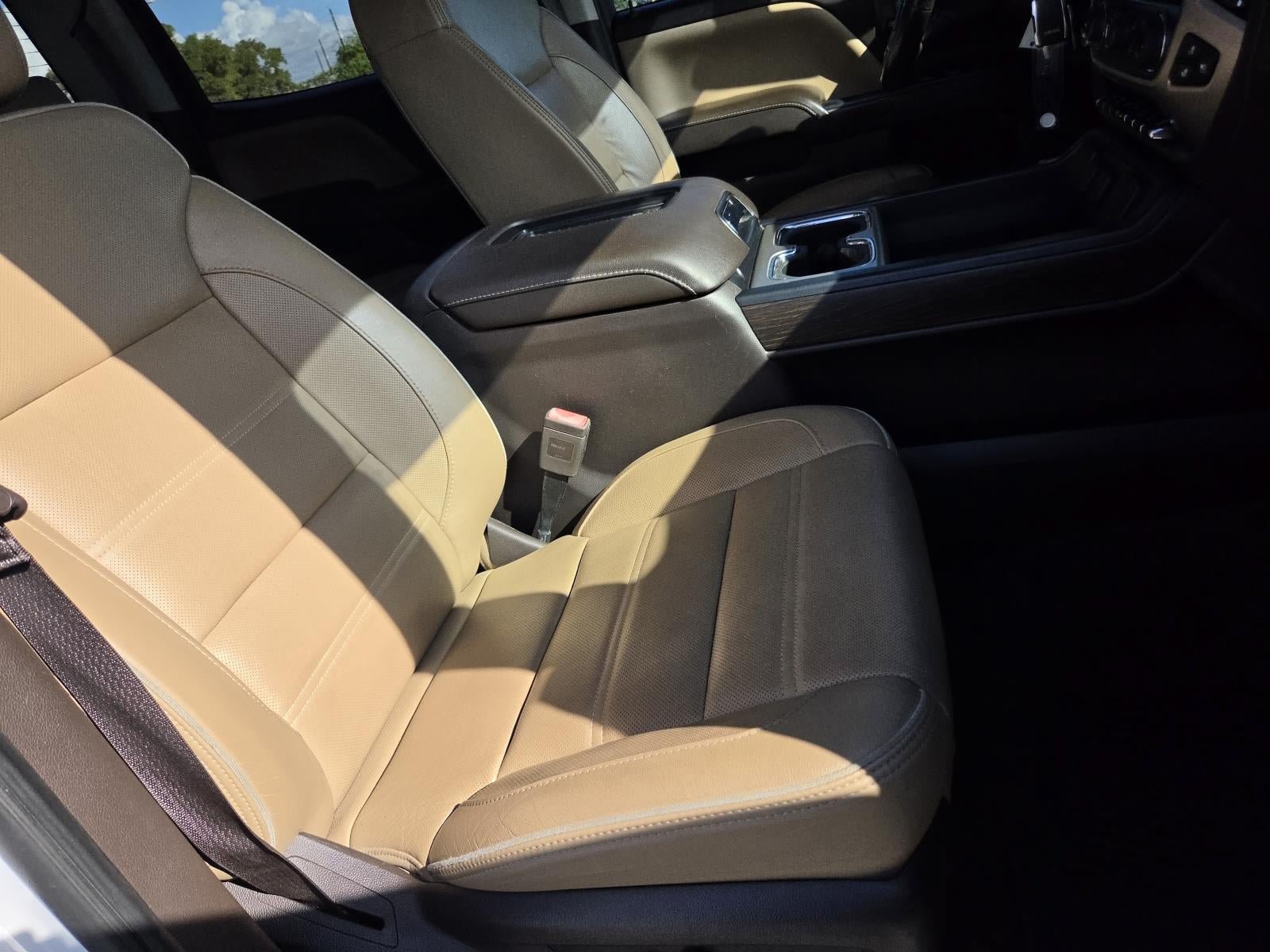 Used 2019 GMC Sierra 2500 Denali w/ Duramax Plus Package AWD/4WD image 10