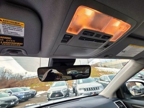 Used 2018 Toyota Highlander Limited image 16