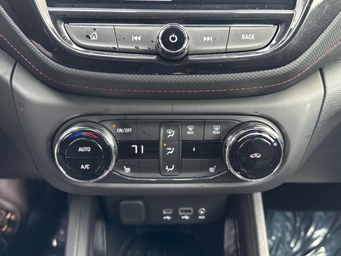 Used 2023 Chevrolet TrailBlazer RS w/ Convenience Package image 20