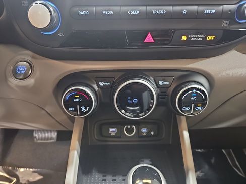 New 2026 Hyundai Venue SEL image 25