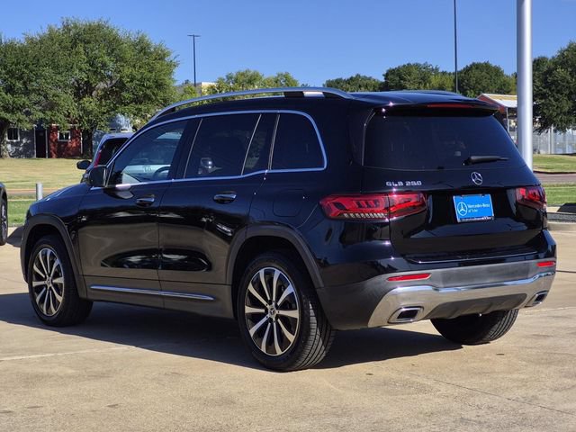 Used 2021 Mercedes-Benz GLB 250 image 4