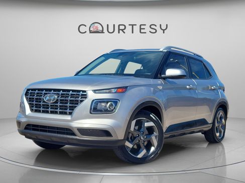 Certified 2023 Hyundai Venue SEL image 1