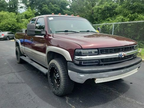 Used 2002 Chevrolet Silverado 1500 LS w/ Off-Road Pkg AWD/4WD image 8