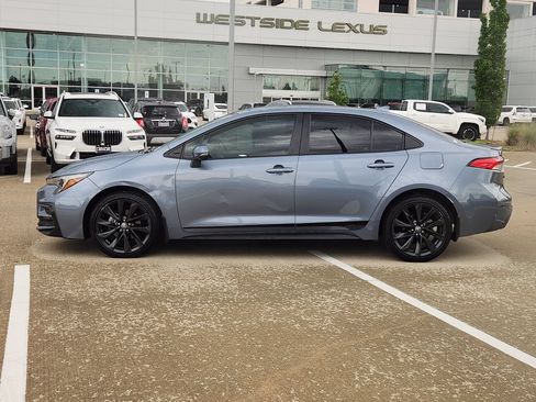 Used 2024 Toyota Corolla SE FWD image 4