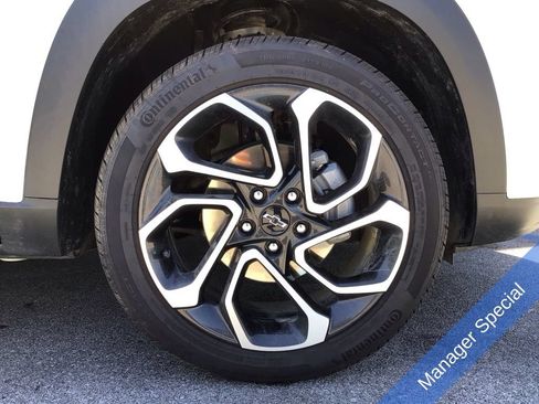 Used 2024 Chevrolet Trax RS w/ Driver Confidence Package FWD image 16