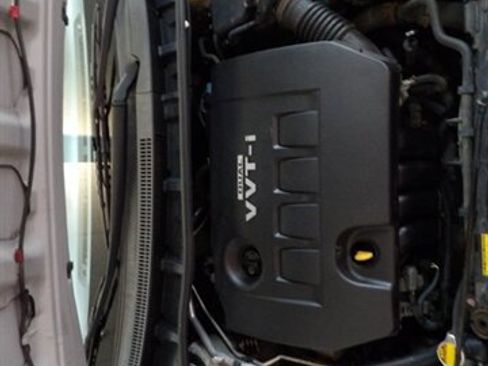 Used 2010 Toyota Corolla image 28