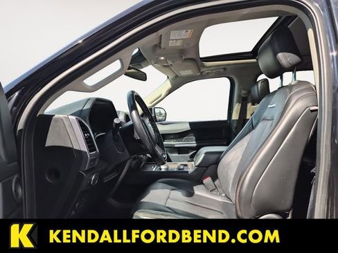 Used 2019 Ford Expedition Platinum AWD/4WD image 9