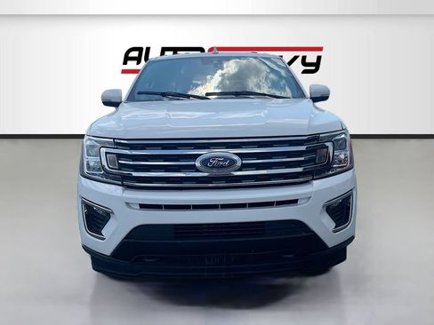 Used 2021 Ford Expedition XLT AWD/4WD image 2
