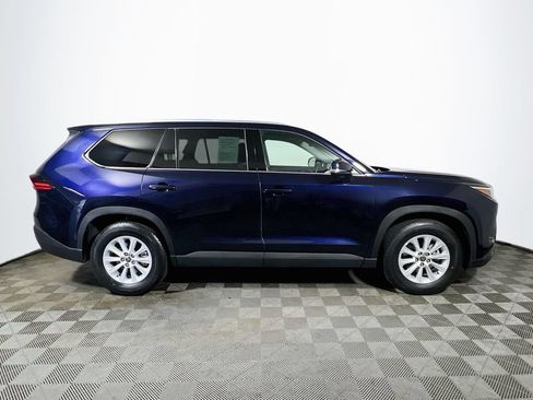 Certified 2025 Toyota Grand Highlander AWD image 8