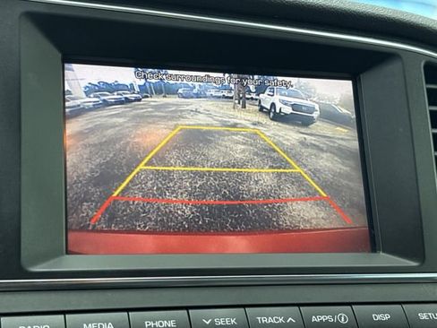 Used 2017 Hyundai Elantra SE FWD image 28