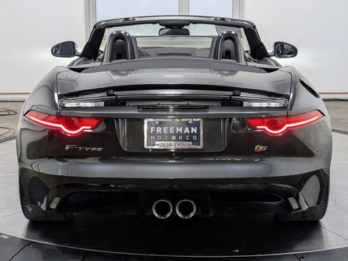 Used 2017 Jaguar F-TYPE S RWD image 8