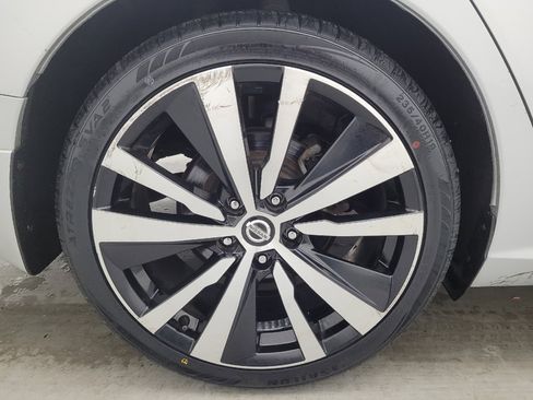 Used 2019 Nissan Altima 2.5 SR FWD image 31