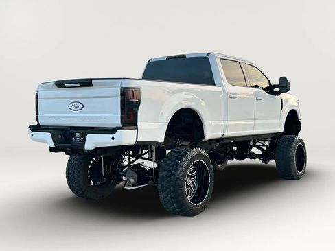 Used 2018 Ford F250 XLT w/ XLT Premium Package image 12