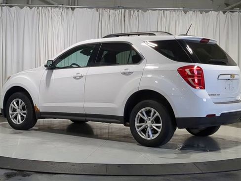 Used 2017 Chevrolet Equinox LT w/ Convenience Package AWD/4WD image 8