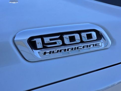 New 2026 RAM 1500 Laramie AWD/4WD image 37