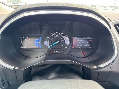 Used 2017 Ford Edge Titanium w/ Equipment Group 301A AWD/4WD image 34