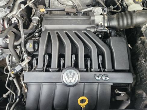 Used 2022 Volkswagen Atlas SE w/ Black Wheel Package FWD image 22