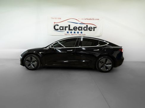 Used 2020 Tesla Model 3 Standard Range Plus image 5