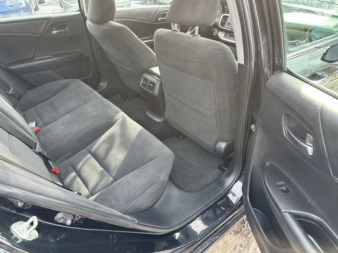Used 2015 Honda Accord EX image 11