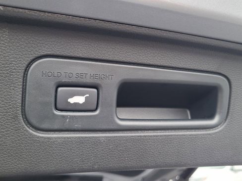 Certified 2024 Honda Pilot EX-L image 5