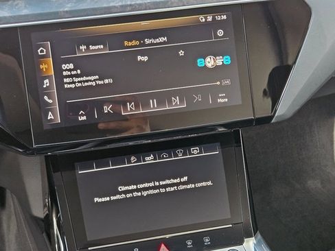 Used 2019 Audi e-tron Prestige w/ Prestige Package image 13