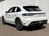 Certified 2025 Porsche Macan image 3