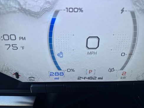 Used 2025 GMC Hummer EV 2X AWD/4WD image 18