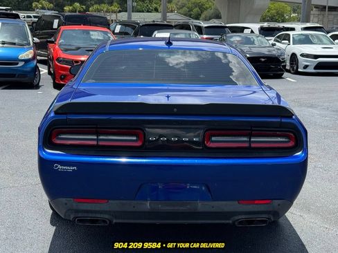Used 2019 Dodge Challenger R/T Scat Pack w/ Dynamics Package RWD image 5