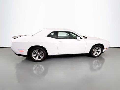 Used 2023 Dodge Challenger SXT image 11