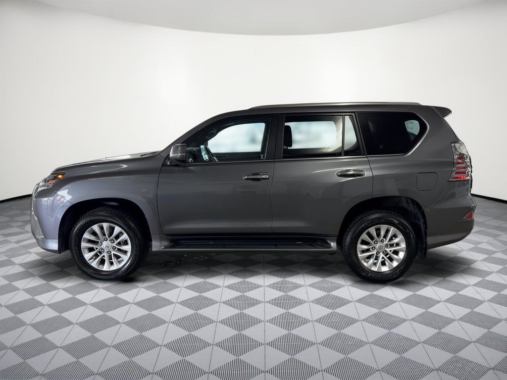 Used 2023 Lexus GX 460 Premium w/ Premium Plus Package AWD/4WD image 2