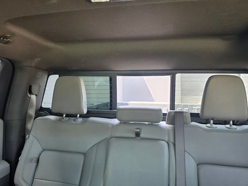 Used 2025 Chevrolet Silverado 1500 LT Trail Boss w/ Convenience Package II AWD/4WD image 14