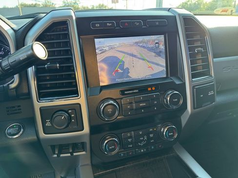 Used 2020 Ford F350 Lariat image 36