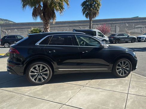 Used 2022 Audi SQ8 Prestige image 5