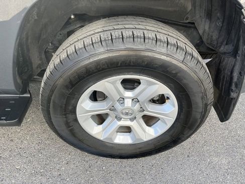 Used 2024 Toyota 4Runner SR5 Premium image 21