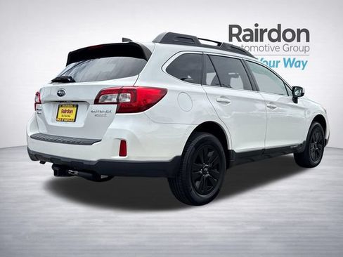 Used 2017 Subaru Outback 2.5i Premium AWD/4WD image 7
