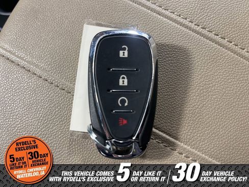 Used 2023 Chevrolet Traverse LS AWD/4WD image 33