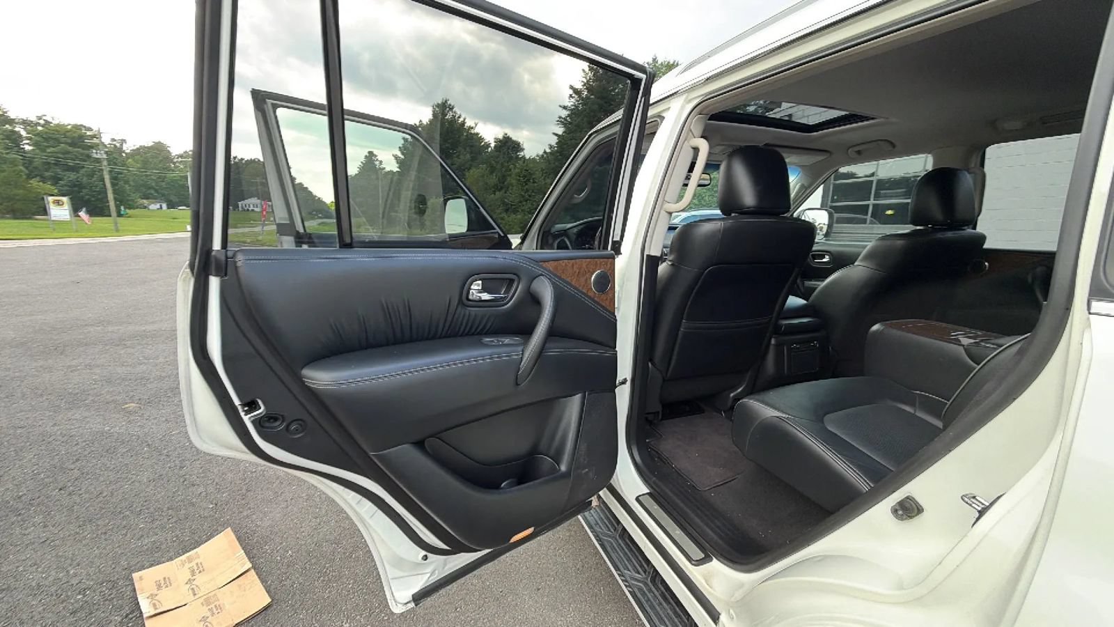 Used 2017 INFINITI QX80 2WD image 35