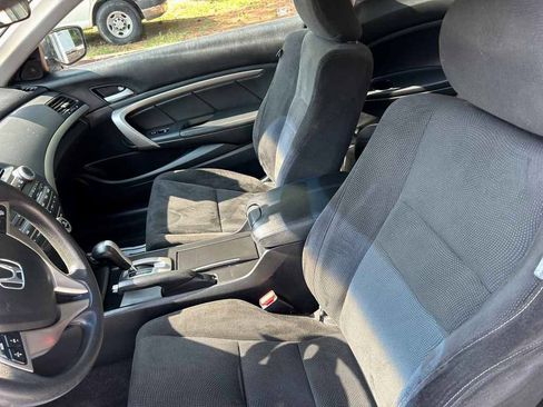 Used 2009 Honda Accord EX image 9