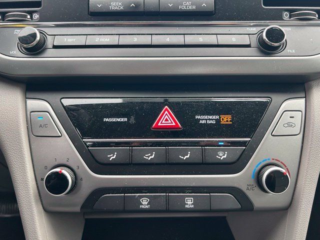 Used 2017 Hyundai Elantra SE FWD image 20