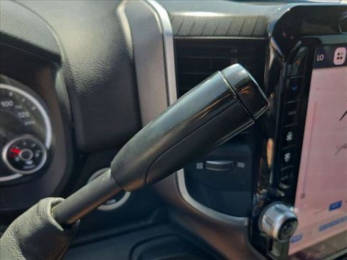 Used 2025 RAM 2500 Big Horn AWD/4WD image 12
