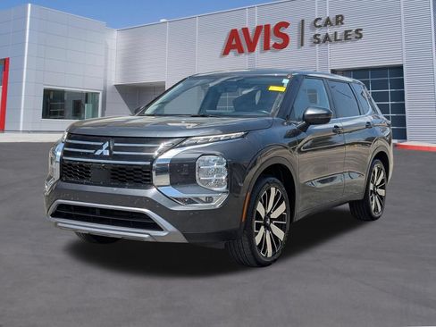 Used 2025 Mitsubishi Outlander SE AWD/4WD image 9