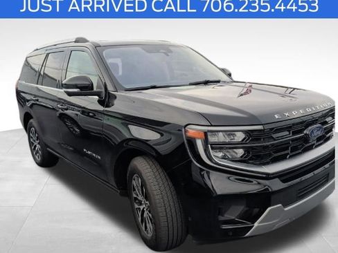 Used 2025 Ford Expedition Platinum AWD/4WD image 1